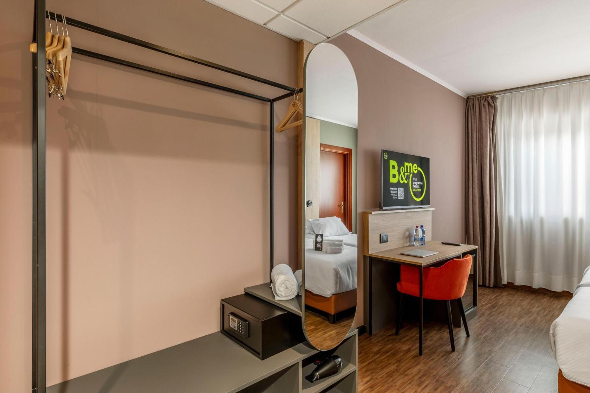 B&B Hotel Cuneo Cristal Kültér fotó