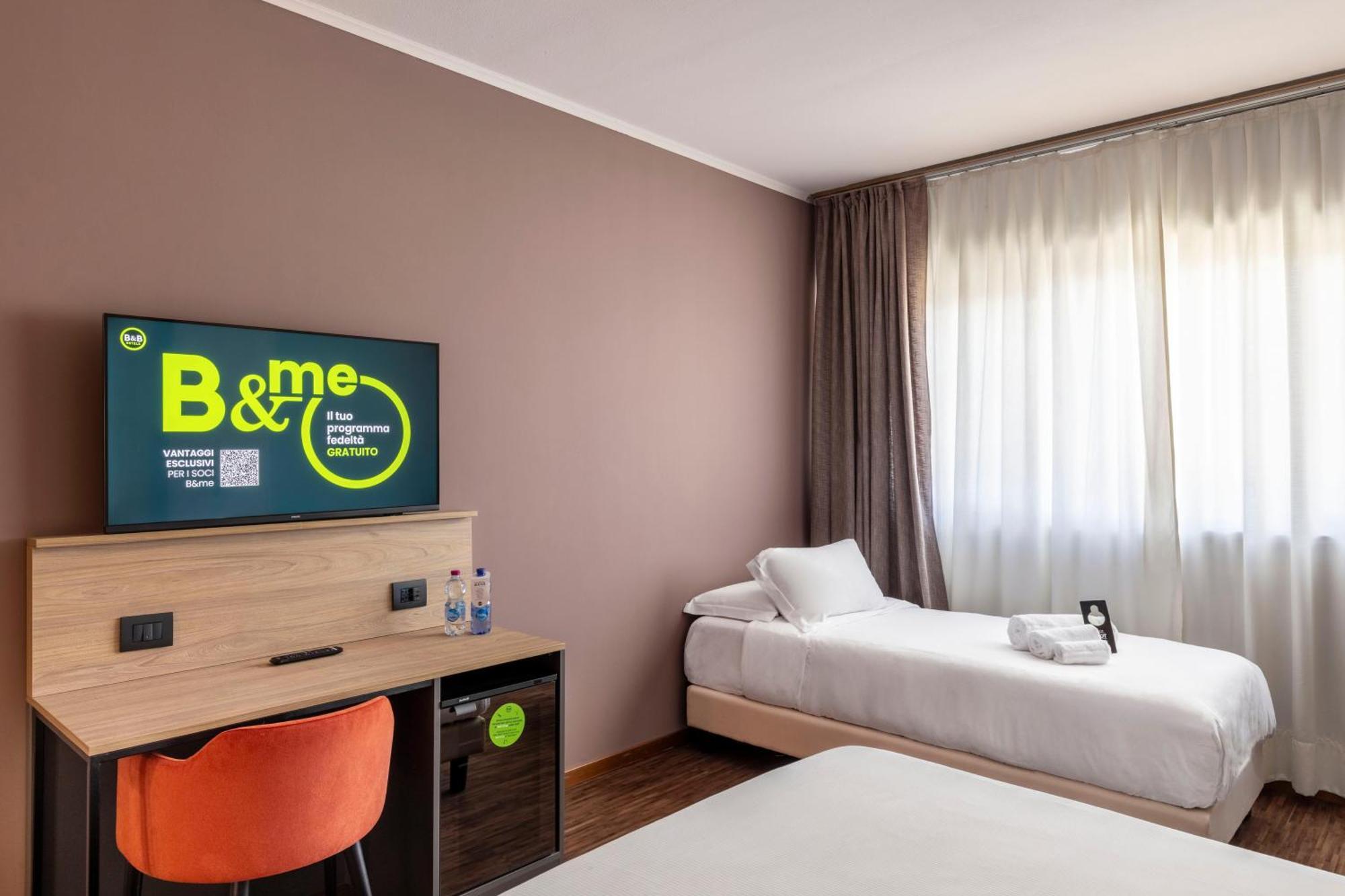 B&B Hotel Cuneo Cristal Kültér fotó