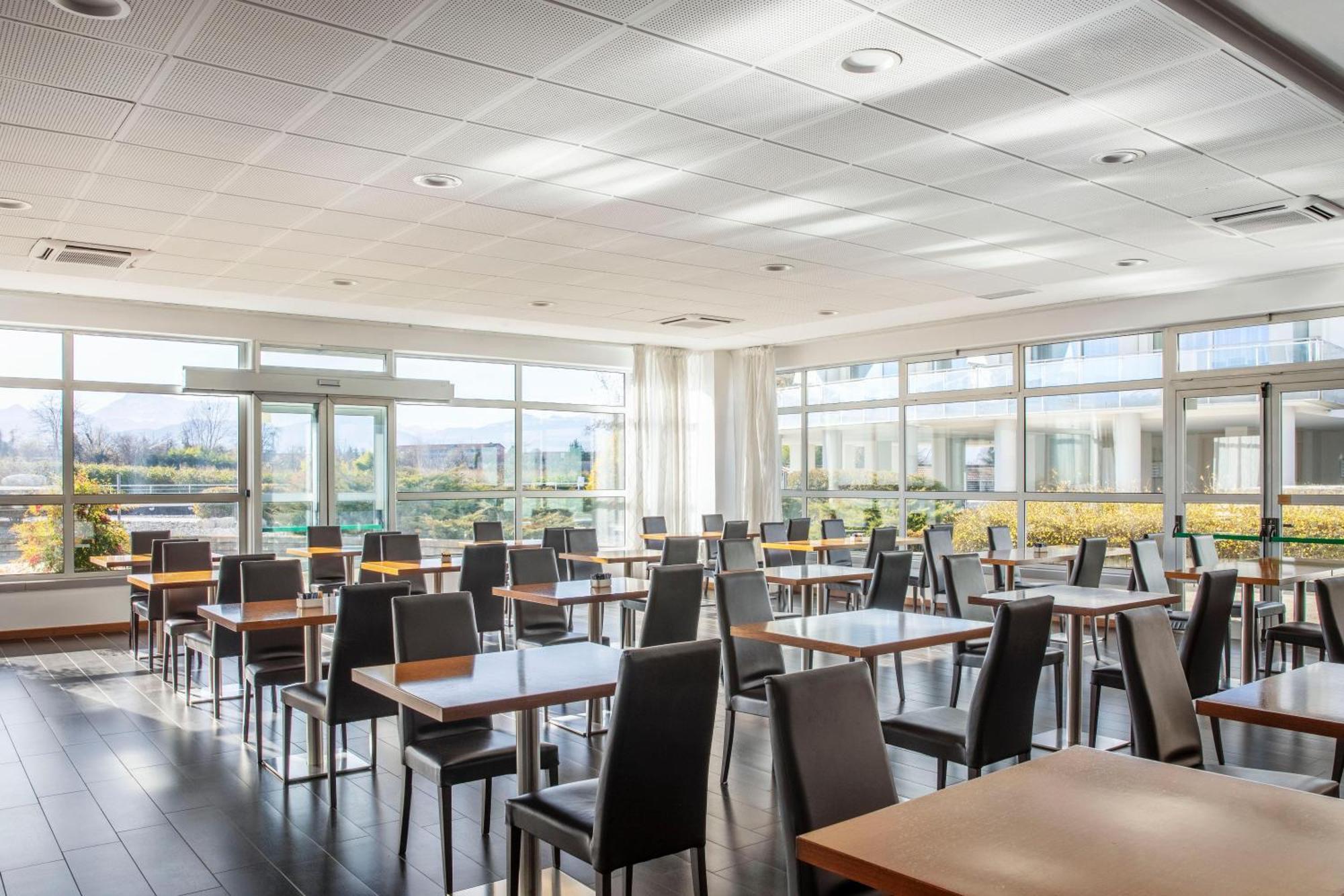B&B Hotel Cuneo Cristal Kültér fotó