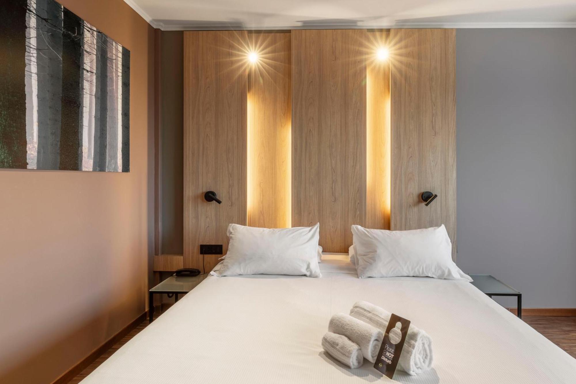 B&B Hotel Cuneo Cristal Kültér fotó