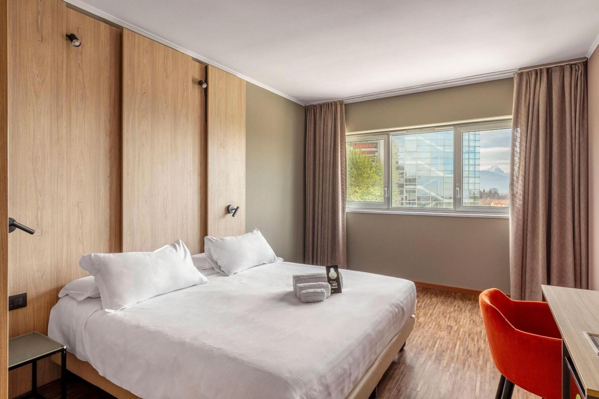 B&B Hotel Cuneo Cristal Kültér fotó